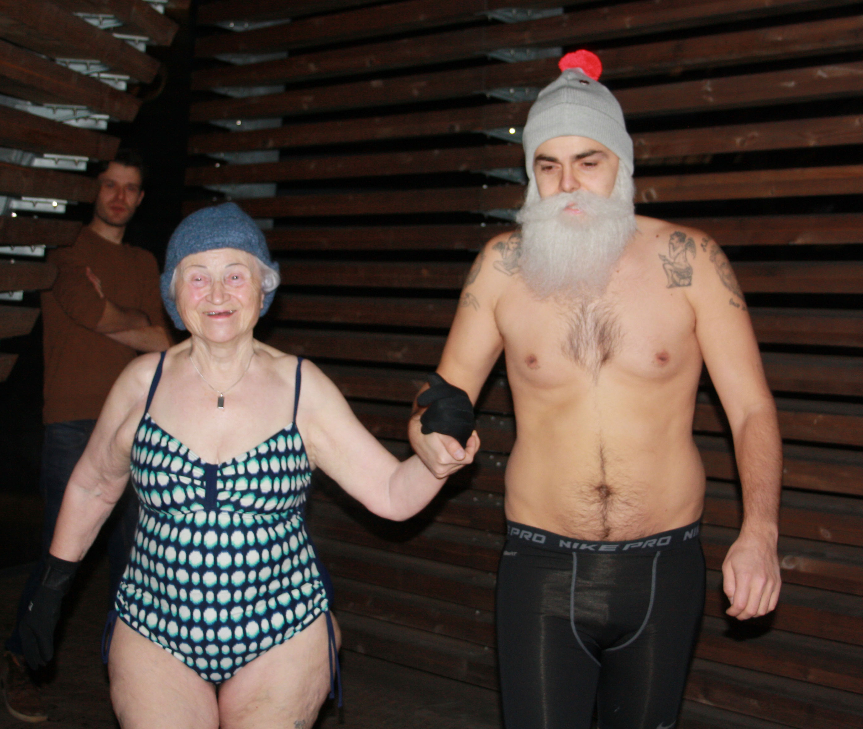 Brother Christmas saattoi lotan pulahtamaan mereen.