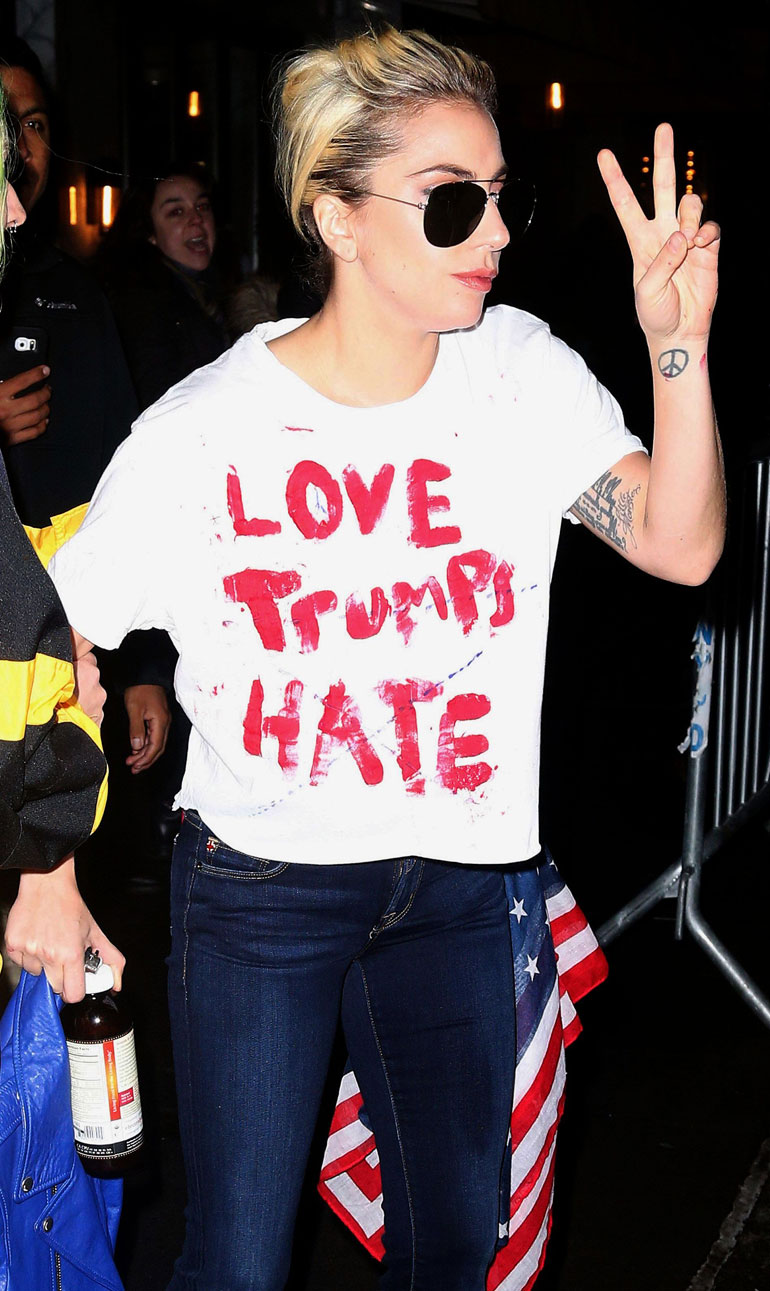 Lady Gaga halusi näyttää kaikille pettymyksensä USA:n presidentinvaalitulokseen.