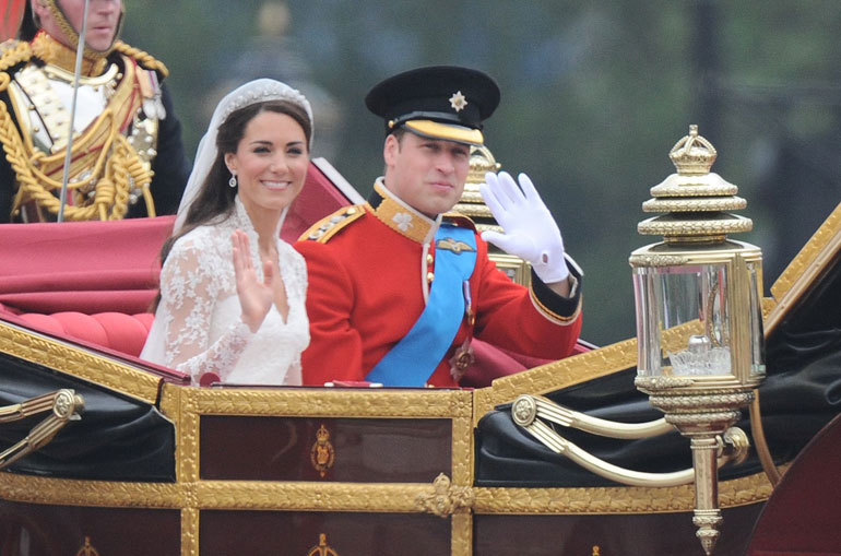 William ja Catherine viettivät satuhäitään huhtikuussa 2011.