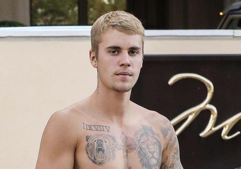 justin bieber yläkroppa paljaana. justin bieber yläkroppa paljaana.