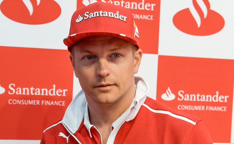 Kimi Räikkönen hankki uuden auton. Kimi Räikkönen hankki uuden auton.