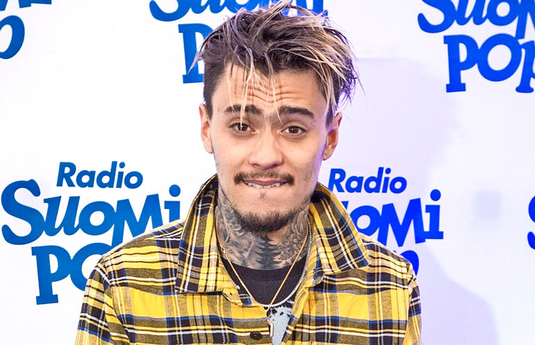 mikael gabriel pys k parkkipirkkoja uhmaten kuva seiska mikael gabriel pys k parkkipirkkoja uhmaten kuva seiska