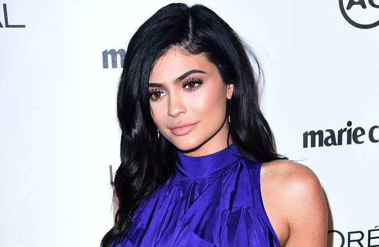 Kylie Jennerin lapsen isäksi on ehdolla kaksi räppäriä. Kylie Jennerin lapsen isäksi on ehdolla kaksi räppäriä.