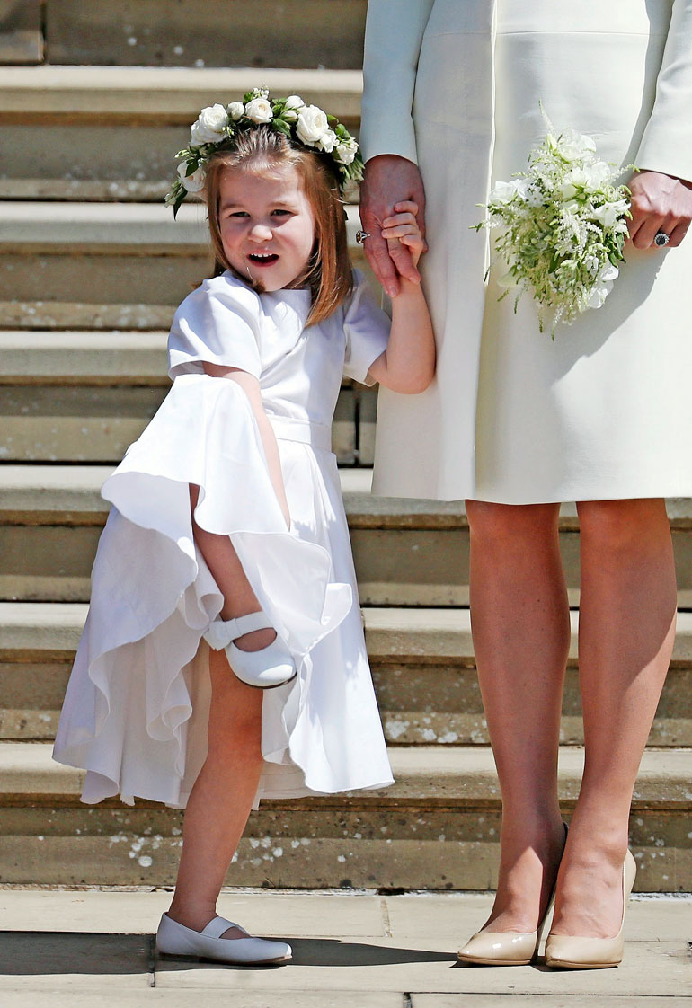 Prinsessa Charlotte oli ilmeikäs morsiuslapsi.