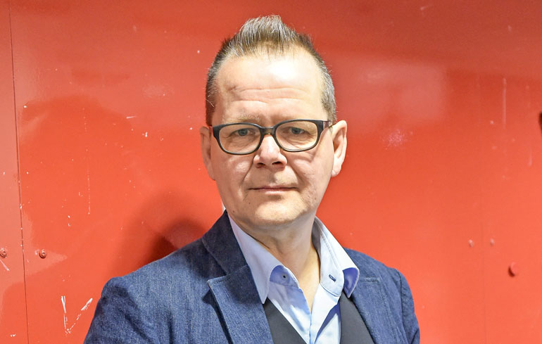 Kari Hotakaisen firma tekee hyvää tulosta. Kari Hotakaisen firma tekee hyvää tulosta.