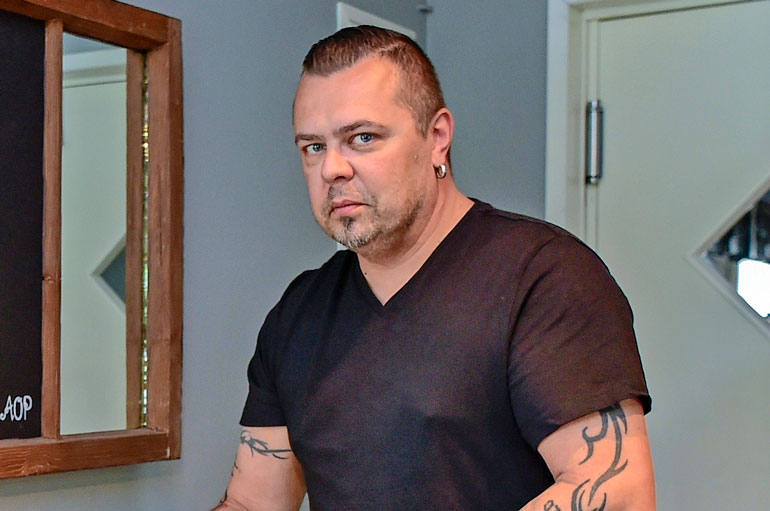 Janne Hurmeen tiekyltti naurattaa. Janne Hurmeen tiekyltti naurattaa.