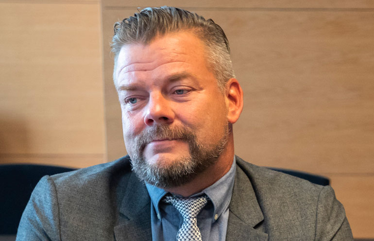 Jari SIllanpää osti huumeita fetissimieheltä. Jari SIllanpää osti huumeita fetissimieheltä.