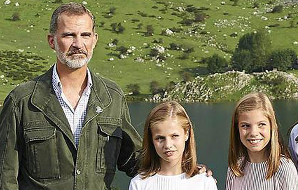 Espanjan kuningas Felipe, prinsessat Leonor ja Sofia Espanjan kuningas Felipe, prinsessat Leonor ja Sofia