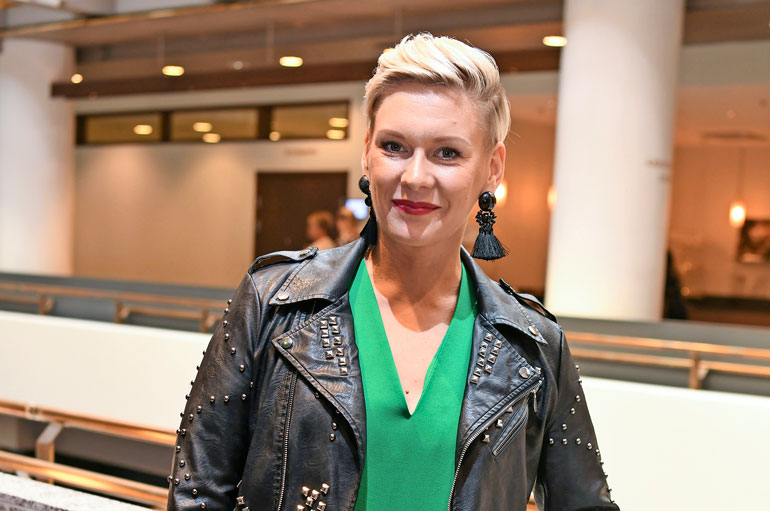 Heidi Sohlberg toipuu leikkauksesta. Heidi Sohlberg toipuu leikkauksesta.