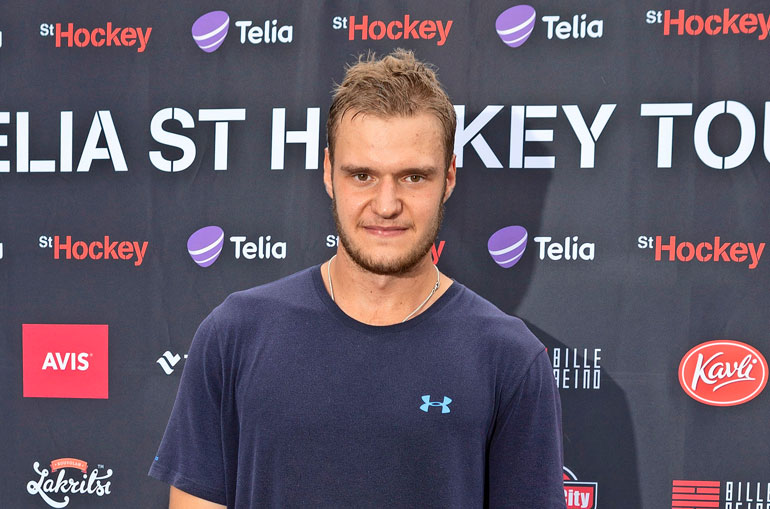 Aleksander Barkov kaahasi jättisakot. Aleksander Barkov kaahasi jättisakot.