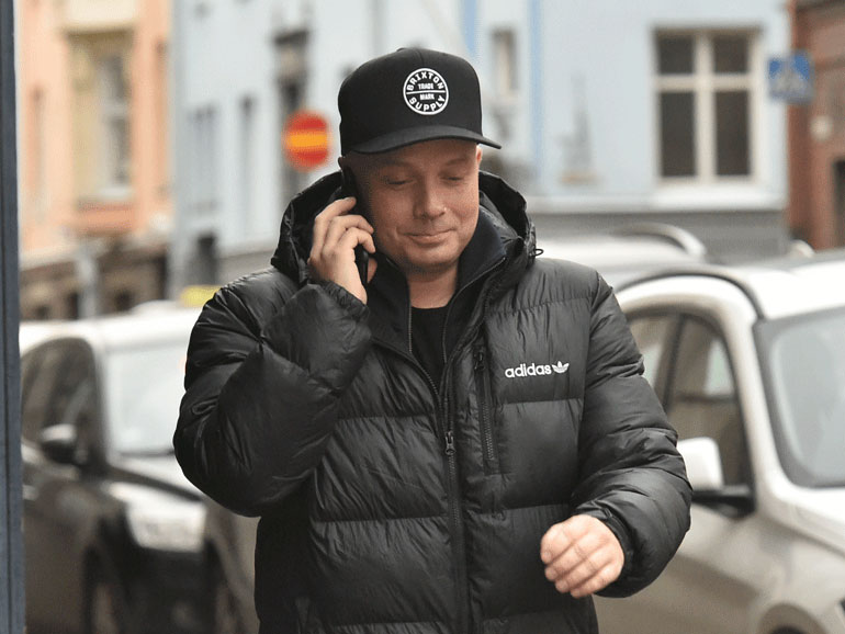pikku g laittoi kutrinsa uuteen uskoon k tki uuden pikku g laittoi kutrinsa uuteen uskoon k tki uuden
