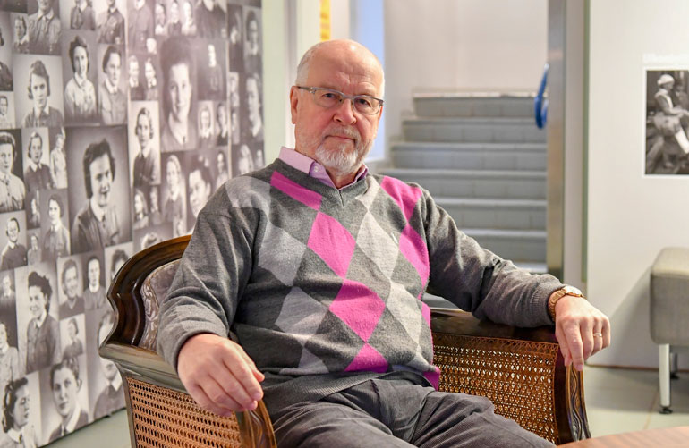 Päiviö Pyysalo tuotti aikoinaan Tenavatähti-ohjelman. Päiviö Pyysalo tuotti aikoinaan Tenavatähti-ohjelman.