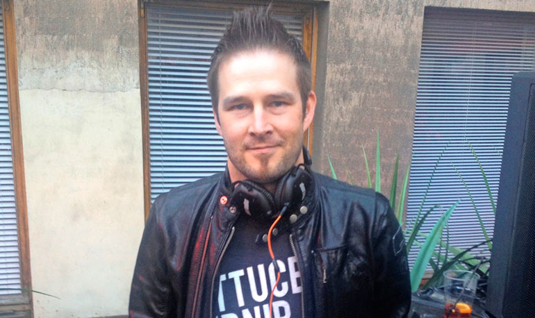 Darude Darude