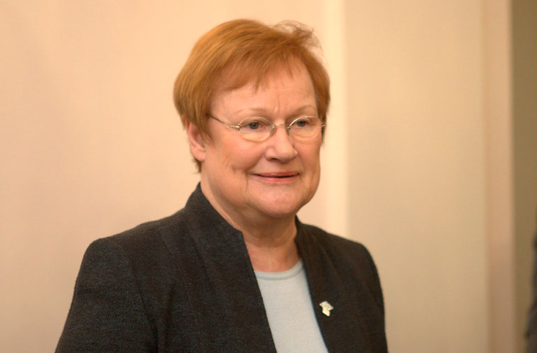 Tarja Halonen juhli Porissa. Tarja Halonen juhli Porissa.