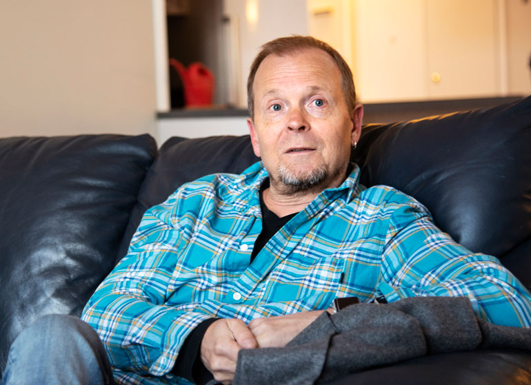 Jussi Kinnunen on päihdeterapeutti. Jussi Kinnunen on päihdeterapeutti.