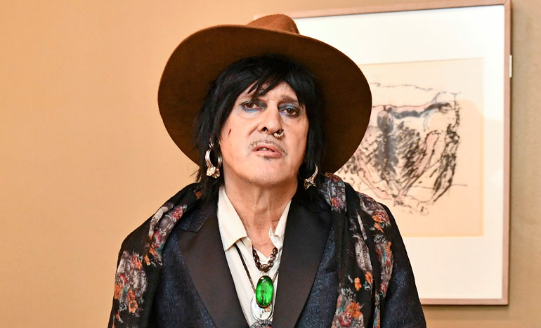 Andy McCoy jutteli ihmisten kanssa. Andy McCoy jutteli ihmisten kanssa.