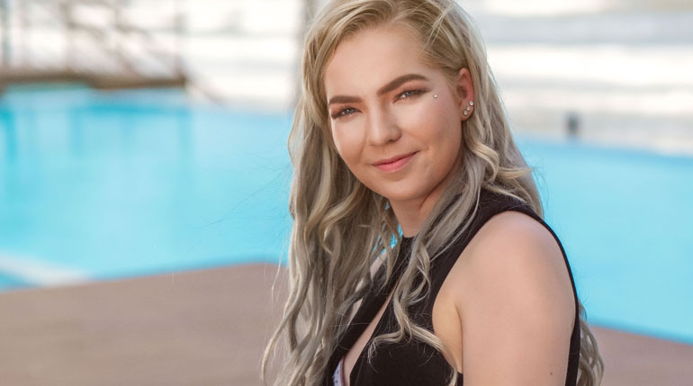 Jenina Jenina