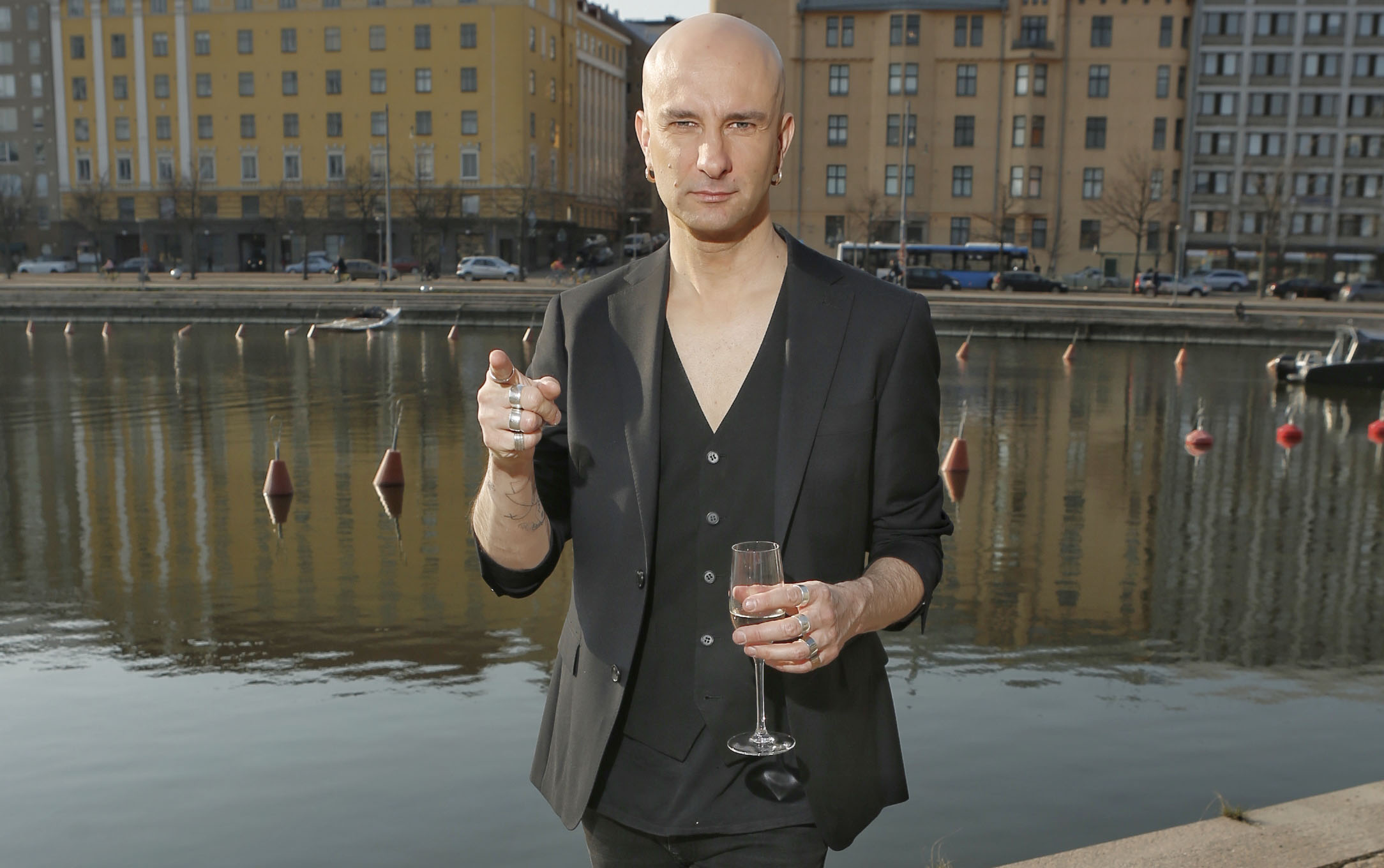 Herra Ylppö on sinkku ja Tinderissä! Herra Ylppö on sinkku ja Tinderissä!