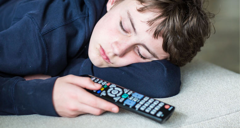 Tv:n eteen ei kannata nukahtaa. Tv:n eteen ei kannata nukahtaa.