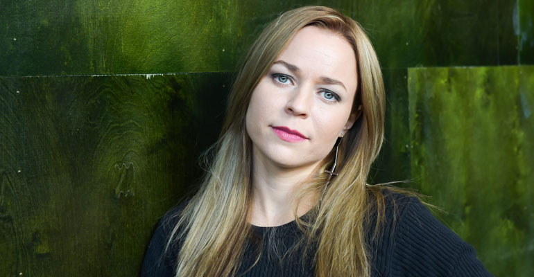 Paula Vesala avautuu nuoruusvuosistaan. Paula Vesala avautuu nuoruusvuosistaan.