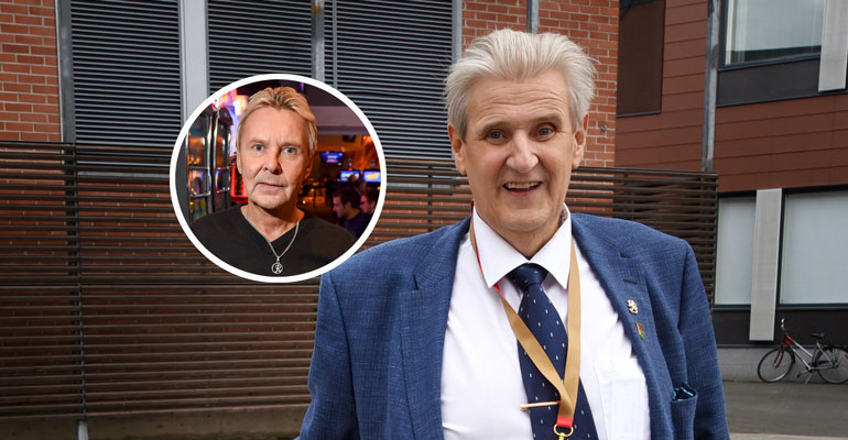 Carl Danhammer oli Matti Nykäsen manageri. Carl Danhammer oli Matti Nykäsen manageri.