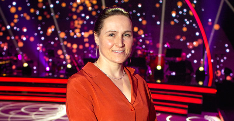 Aino-Kaisa Saarisen tanssit eivät jatkuneet. Aino-Kaisa Saarisen tanssit eivät jatkuneet.