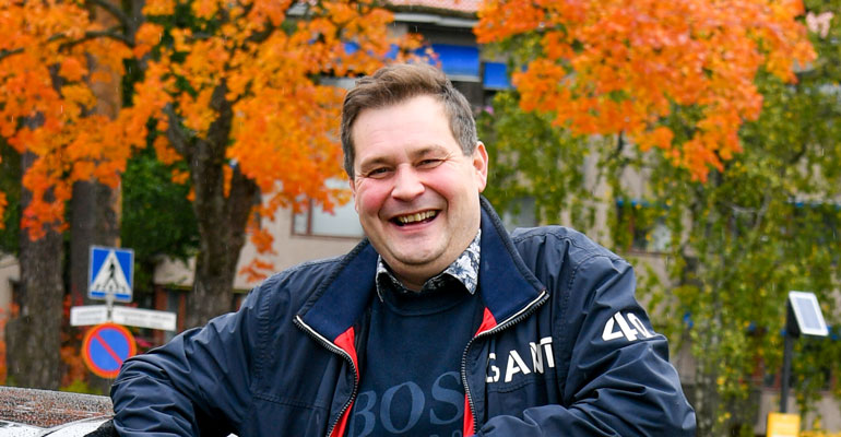 Jethro Rostedt myöntää ylinopeuden. Jethro Rostedt myöntää ylinopeuden.