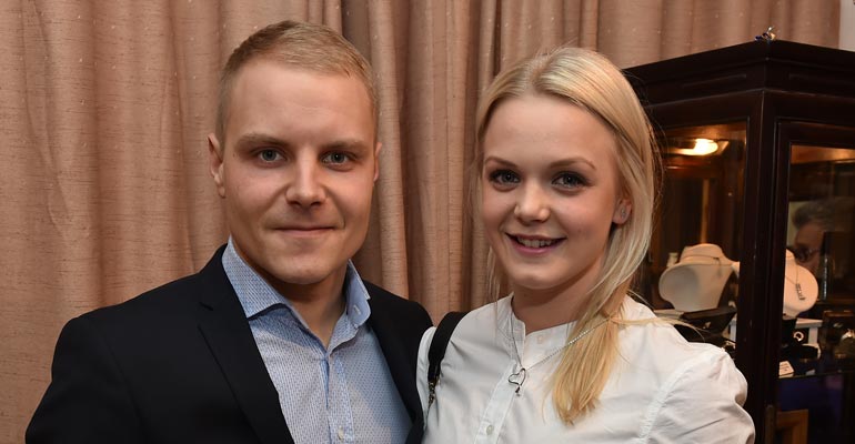 Valtteri ja Emilia Bottas erosivat. Valtteri ja Emilia Bottas erosivat.