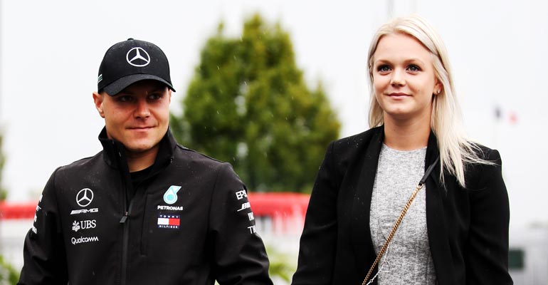 Valtteri Bottas jätti Emilian tylysti. Valtteri Bottas jätti Emilian tylysti.