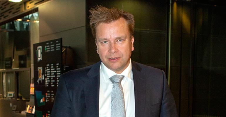 Antti Kaikkonen on kahden asunnon loukossa. Antti Kaikkonen on kahden asunnon loukossa.