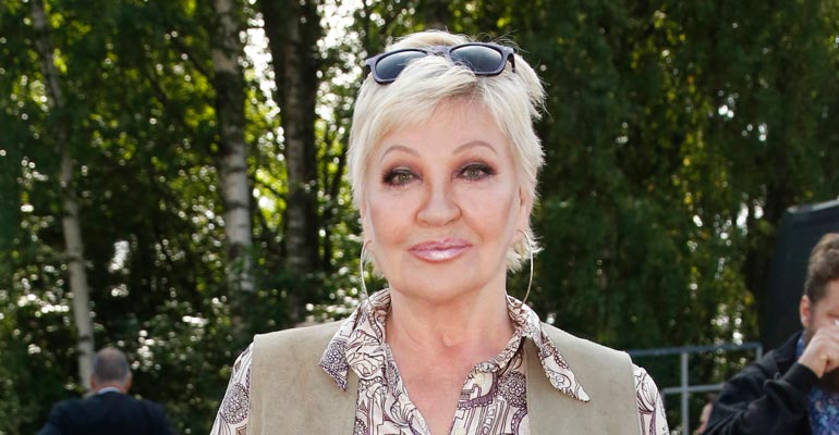 Hannele Lauri joutui leikkaukseen. Hannele Lauri joutui leikkaukseen.