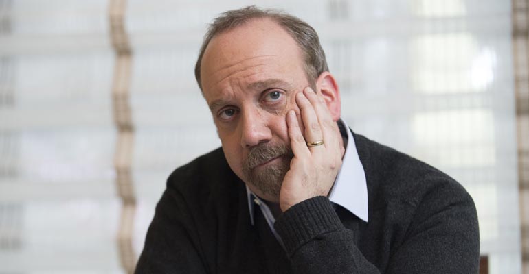 Paul Giamatti tuskailee julkisuuden kanssa. Paul Giamatti tuskailee julkisuuden kanssa.