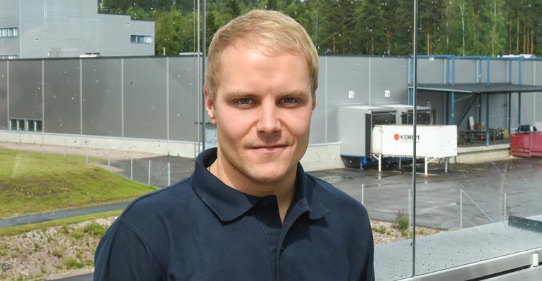 Valtteri Bottas jättää tyttöystävänsä yllättäen. Valtteri Bottas jättää tyttöystävänsä yllättäen.