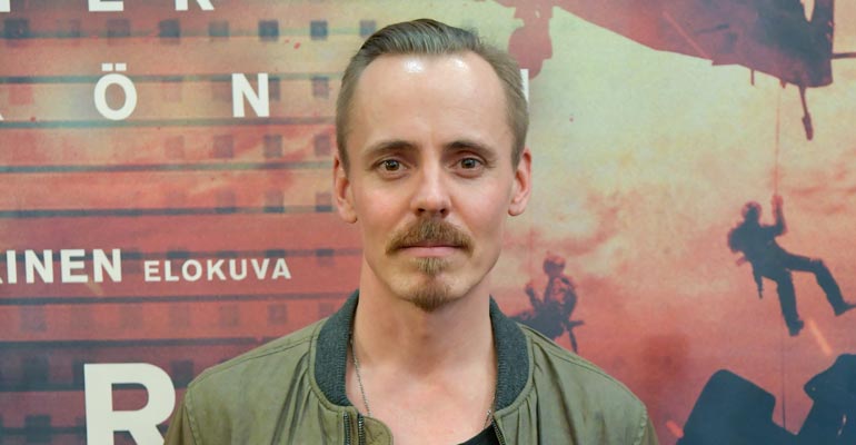 Jasper Pääkkösen ja Spike Leen yhteistyö sai jatkoa. Jasper Pääkkösen ja Spike Leen yhteistyö sai jatkoa.