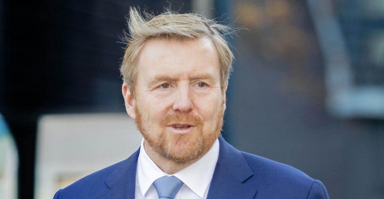 Hollannin kuningas ajoi riksalla. Hollannin kuningas ajoi riksalla.