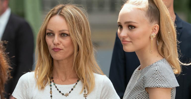 Vanessa Paradis ja Lily-Rose Depp. Vanessa Paradis ja Lily-Rose Depp.