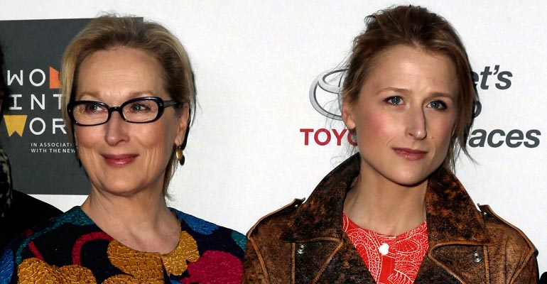 Mamie Gummer, 36, on kuin ilmetty äitinsä, näyttelijä Meryl Streep Mamie Gummer, 36, on kuin ilmetty äitinsä, näyttelijä Meryl Streep