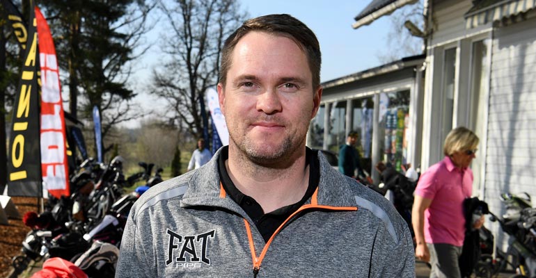 Jontte Valosaari löysi uuden rakkaan. Jontte Valosaari löysi uuden rakkaan.