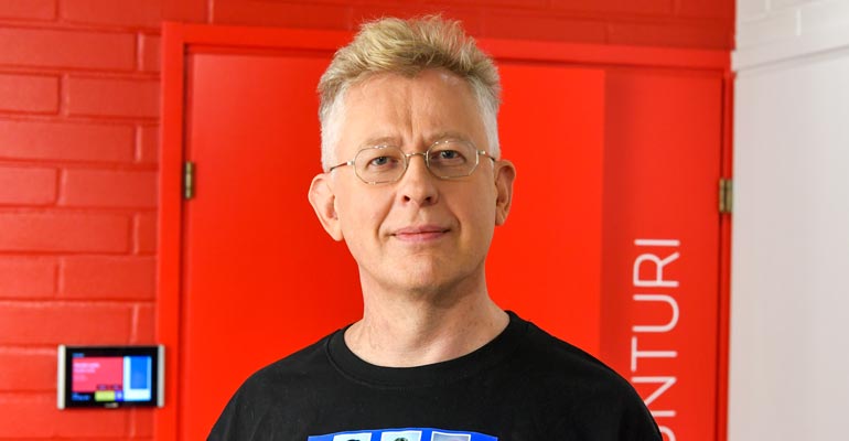 Pekka Pouta kävi kirjastossa. Pekka Pouta kävi kirjastossa.