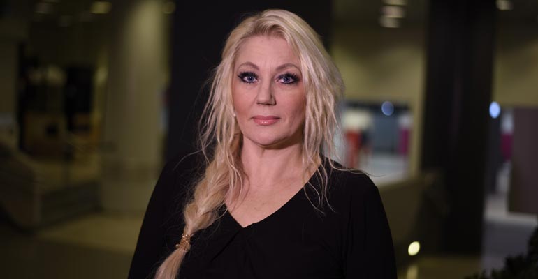 Carita Huvinen tekee lastensuojelutyötä. Carita Huvinen tekee lastensuojelutyötä.