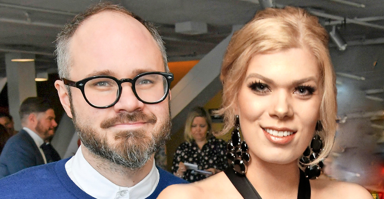 Tuomas Enbuske ajautui riitaan Eveliina Tikan kanssa. Tuomas Enbuske ajautui riitaan Eveliina Tikan kanssa.