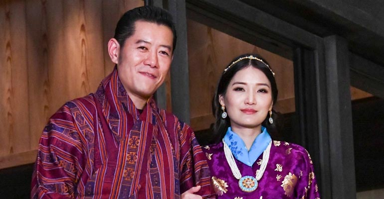 Jetsun Pema on rakaana. Jetsun Pema on rakaana.