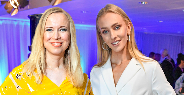 Johanna Koivu ja Anni Harjunpää. Johanna Koivu ja Anni Harjunpää.