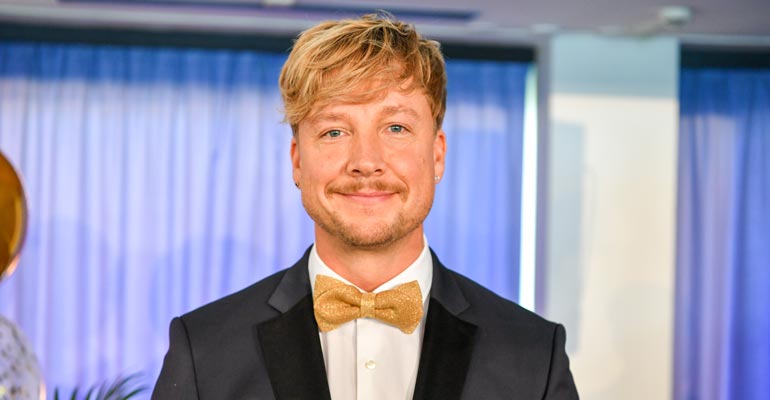 Samu ei kieltänyt kokaiinikokeilunsa olleen ainutkertainen. Samu ei kieltänyt kokaiinikokeilunsa olleen ainutkertainen.