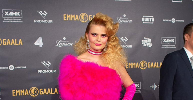 Erika VIkman Erika VIkman