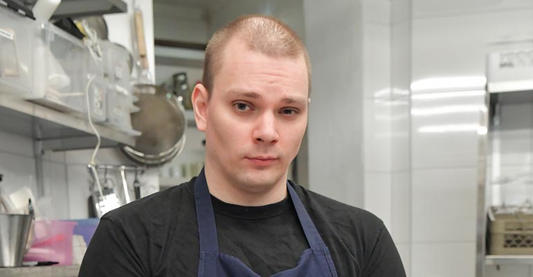 Noman keittiössä Kimille selvisi, mikä on maailman ja Suomen parhaan ero. Noman keittiössä Kimille selvisi, mikä on maailman ja Suomen parhaan ero.