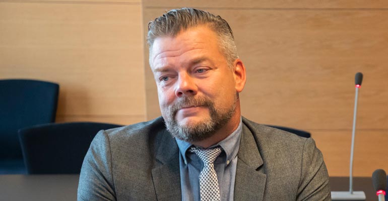Jari Sillanpään hieroja sai tuomion eläinsuojelurikoksesta. Jari Sillanpään hieroja sai tuomion eläinsuojelurikoksesta.