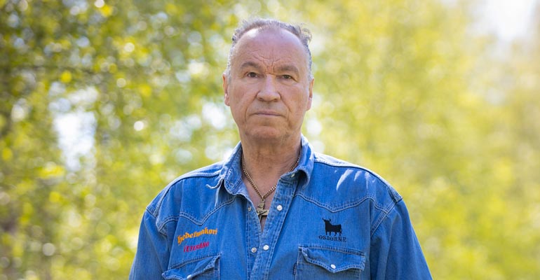 Ilkka Vainio menetti korttinsa. Ilkka Vainio menetti korttinsa.