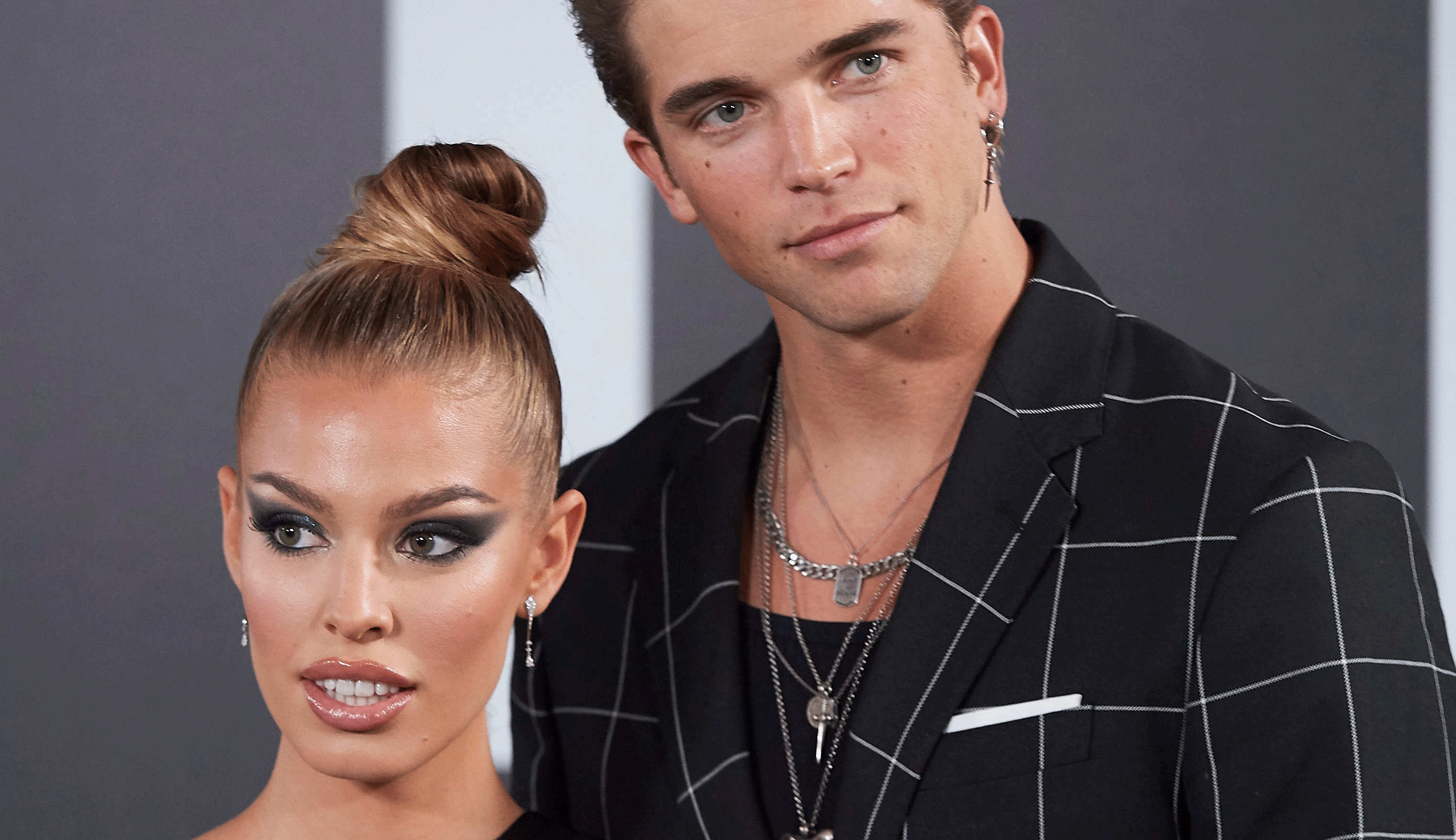 River Viiperi & Jessica Goicoechea. River Viiperi & Jessica Goicoechea.