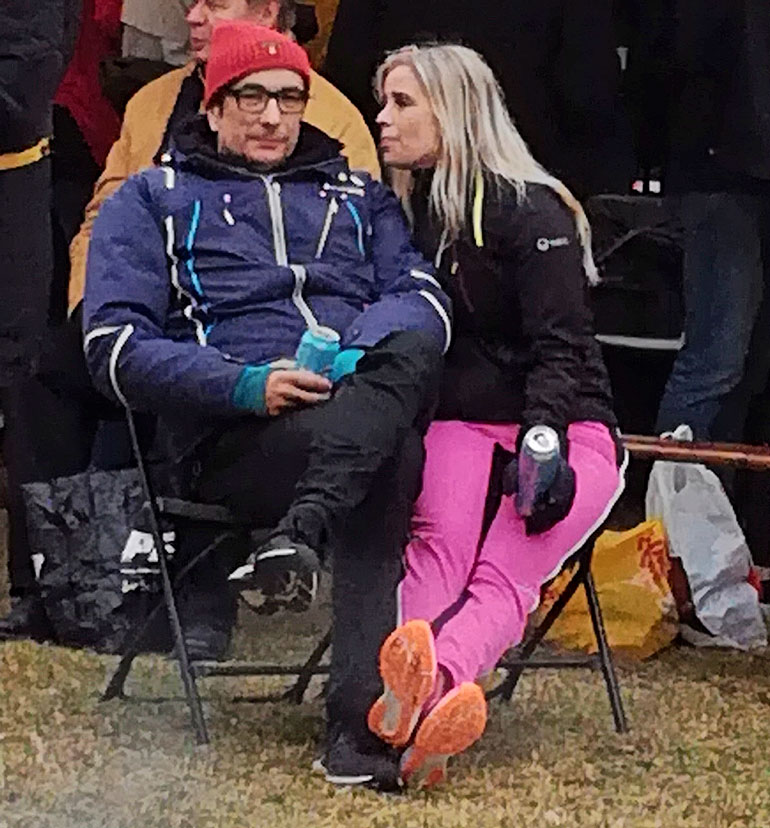 Heikki Lampela ja Hanna Kärpänen vappuna.